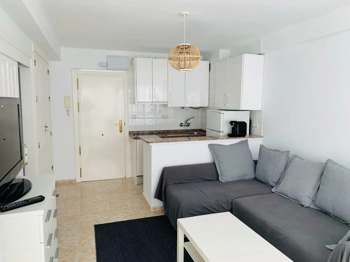 Apartamento California A Un Paso De La Playa Hotel Torre Del Mar Apartment