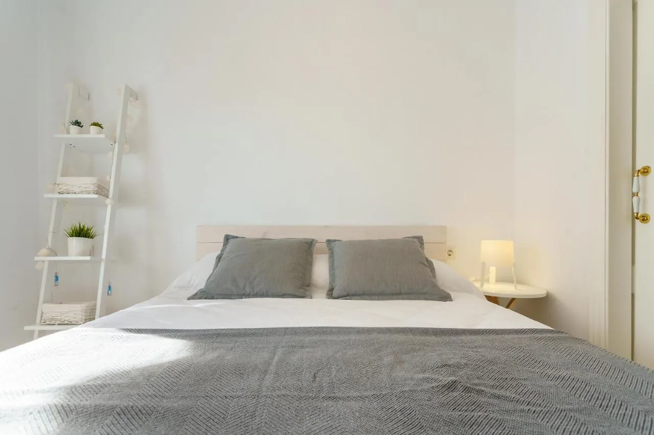 Apartamento California A Un Paso De La Playa Hotel Torre Del Mar Spain